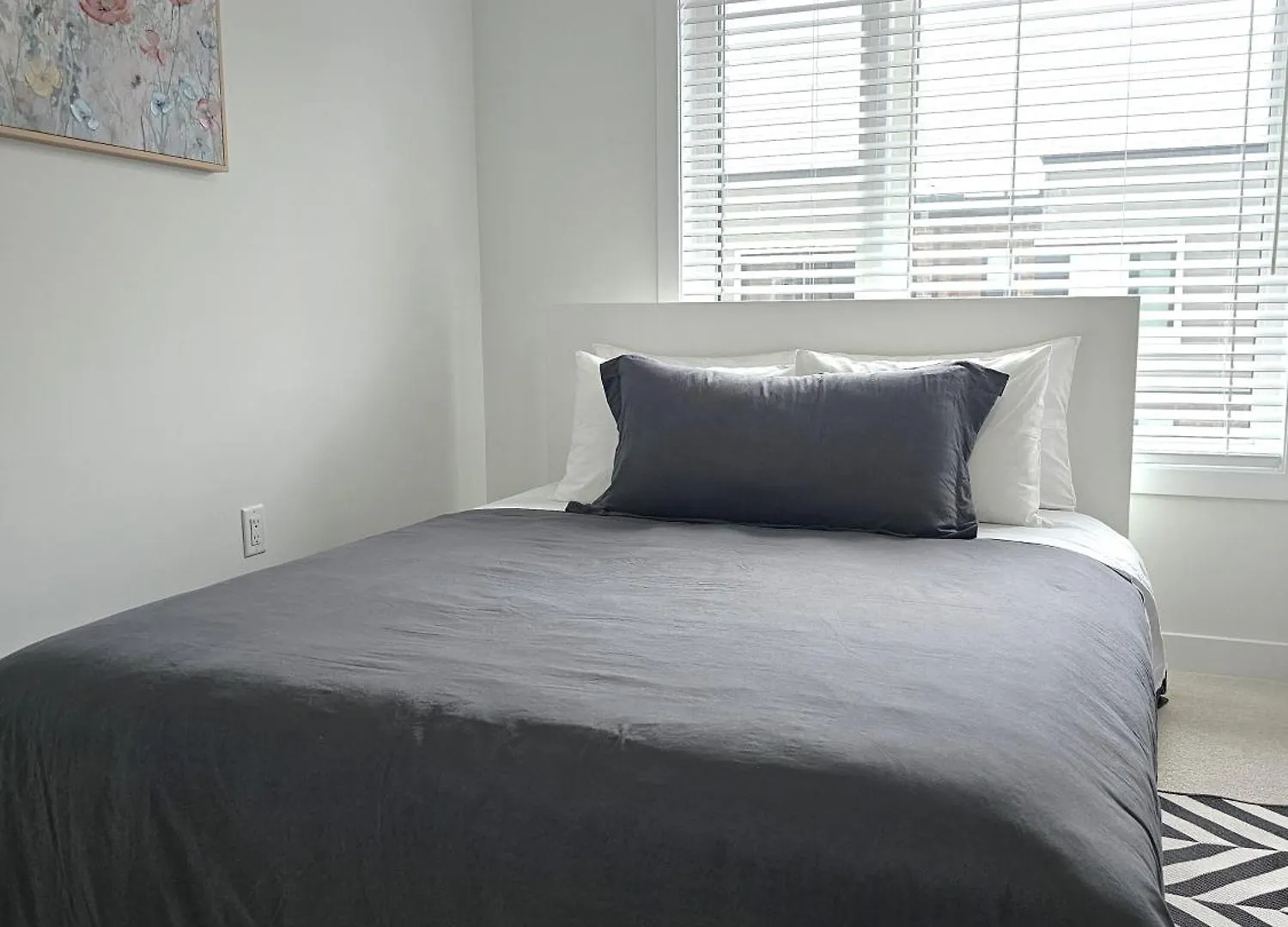 Spruce Private Suite With Attached Full Bathroom In Toronto, Canada 0*, 토론토